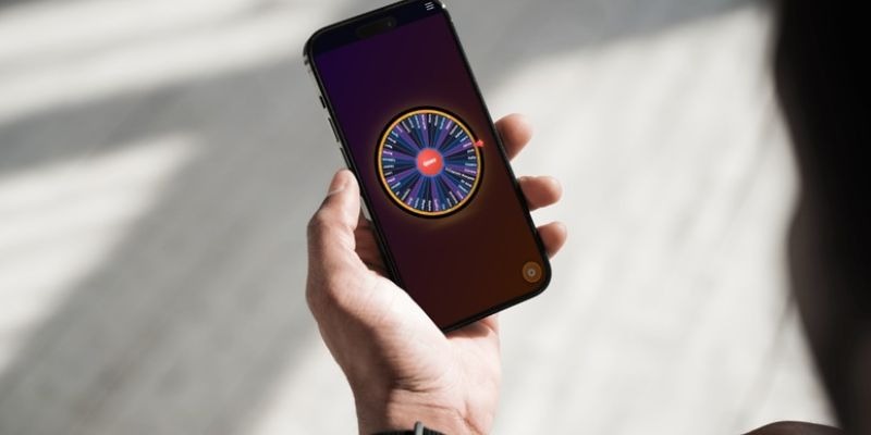 Vòng Quay May Mắn Info có thể giúp bạn đưa ra quyết định nhanh chóng